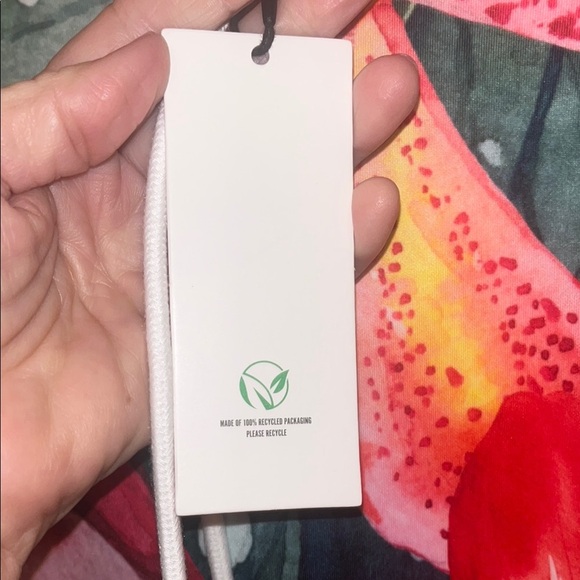 Mikaela Pabon NWT Tropical Floral Hoodie w/ Vibrant Colors size Large - Picture 12 of 12